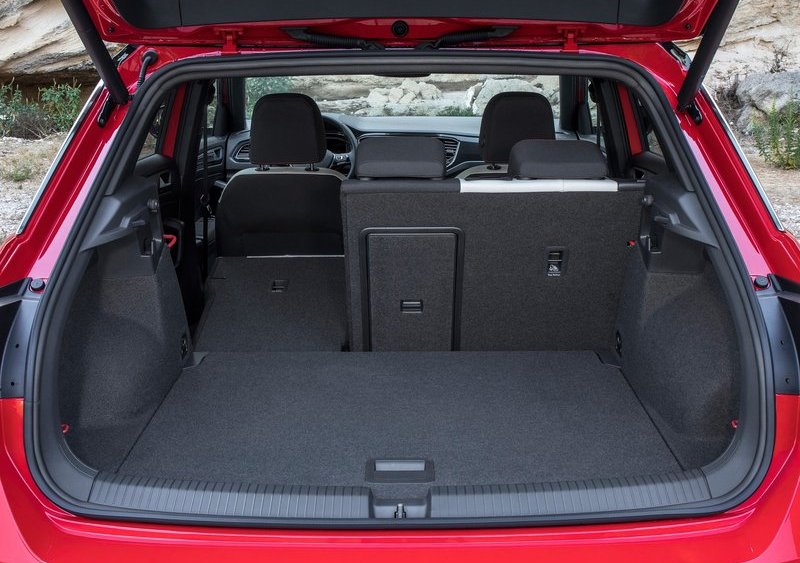Volkswagen-T-Roc bagazhnik