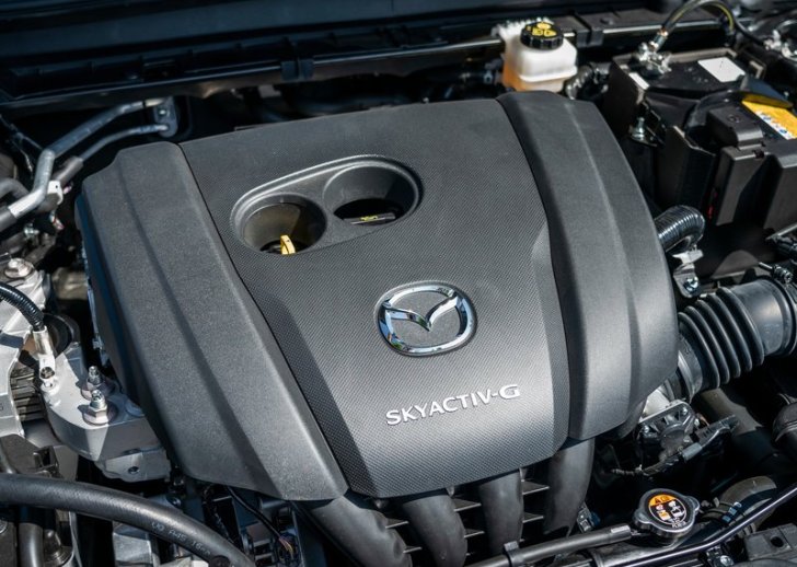 Mazda-CX-30-dvigatel