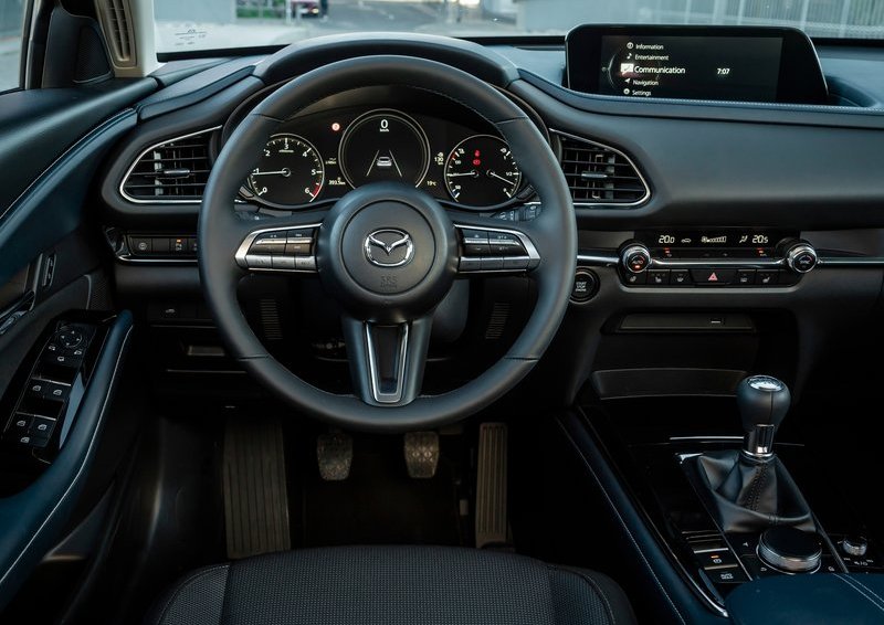 Mazda CX-30 salon